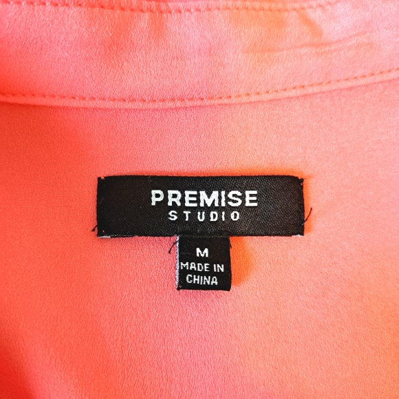 Premise Coral Button Down Career Blouse Size M. - Picture 2 of 8